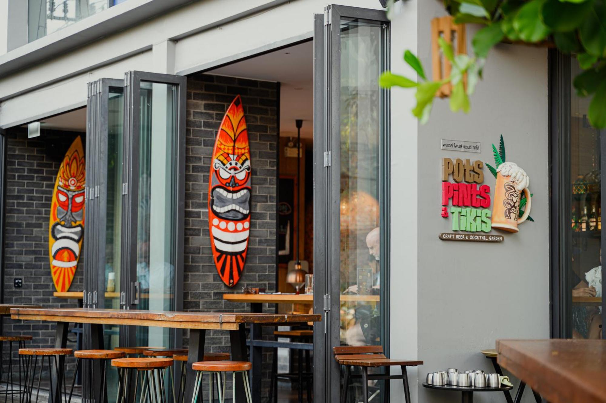 Hotel Indigo Phuket Patong By Ihg Екстер'єр фото The exterior of the bar
