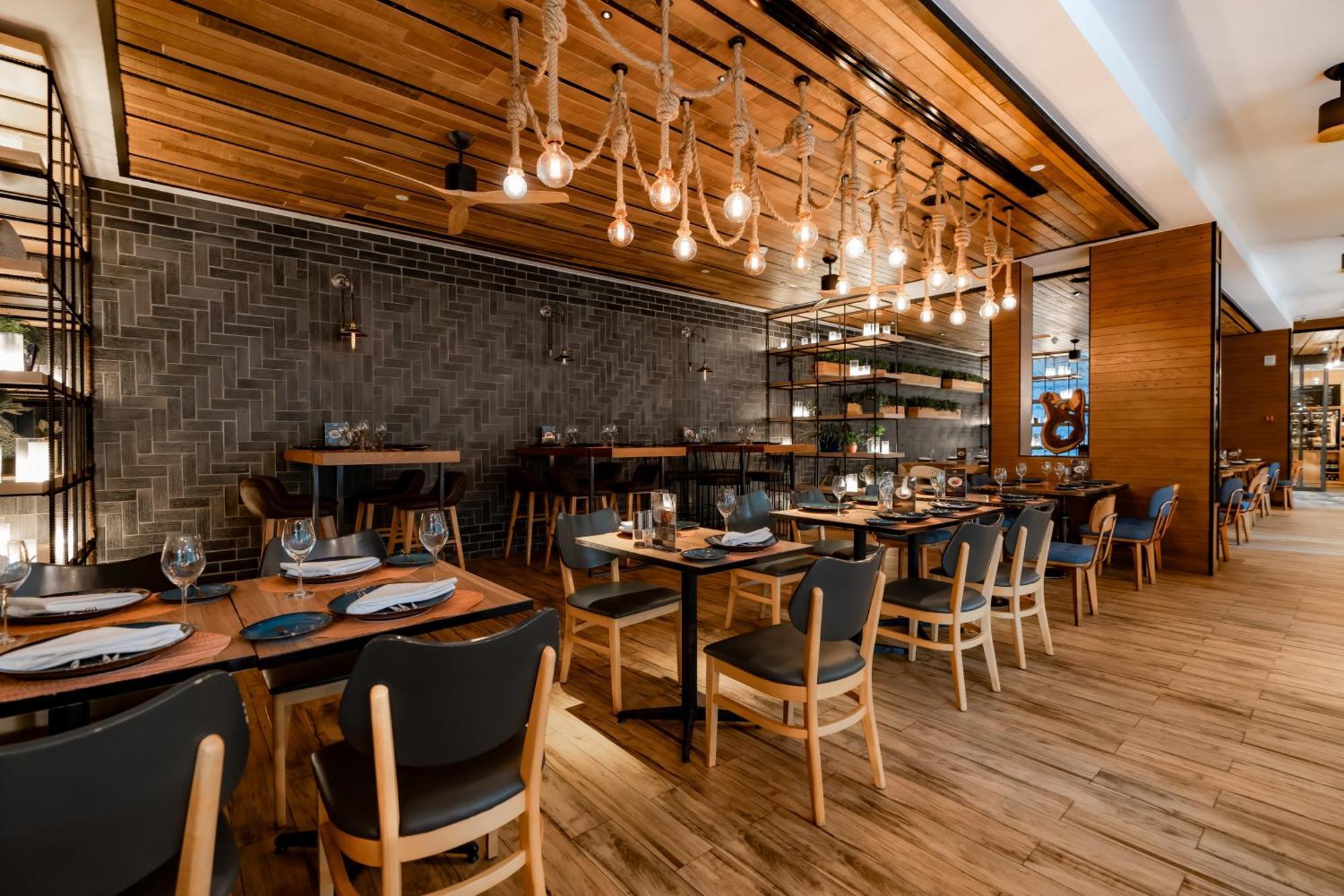 Hotel Indigo Phuket Patong By Ihg Екстер'єр фото Restaurant interior